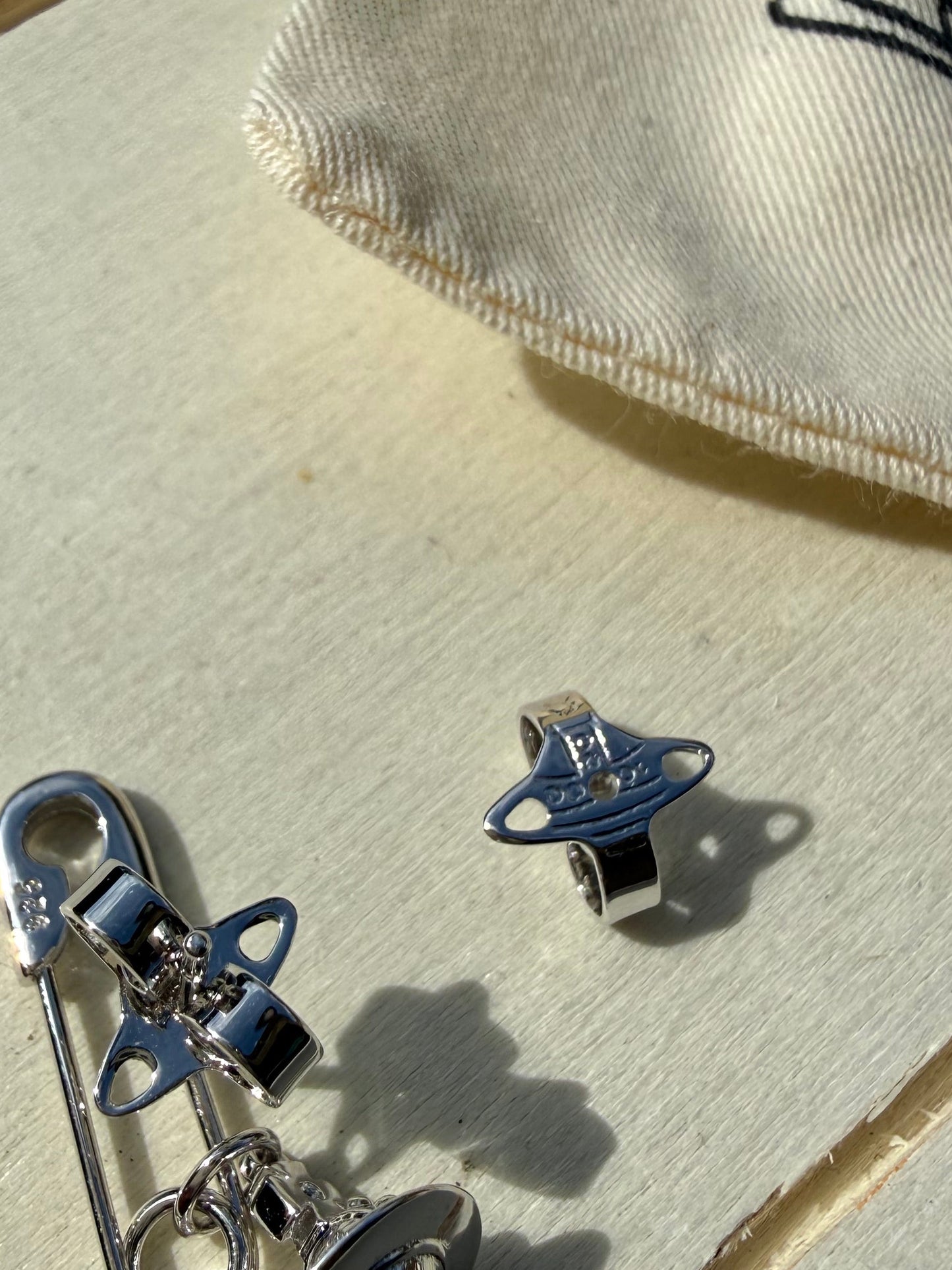 VW Safety Pin 925 Silver Orb Earrings Pre-owned
