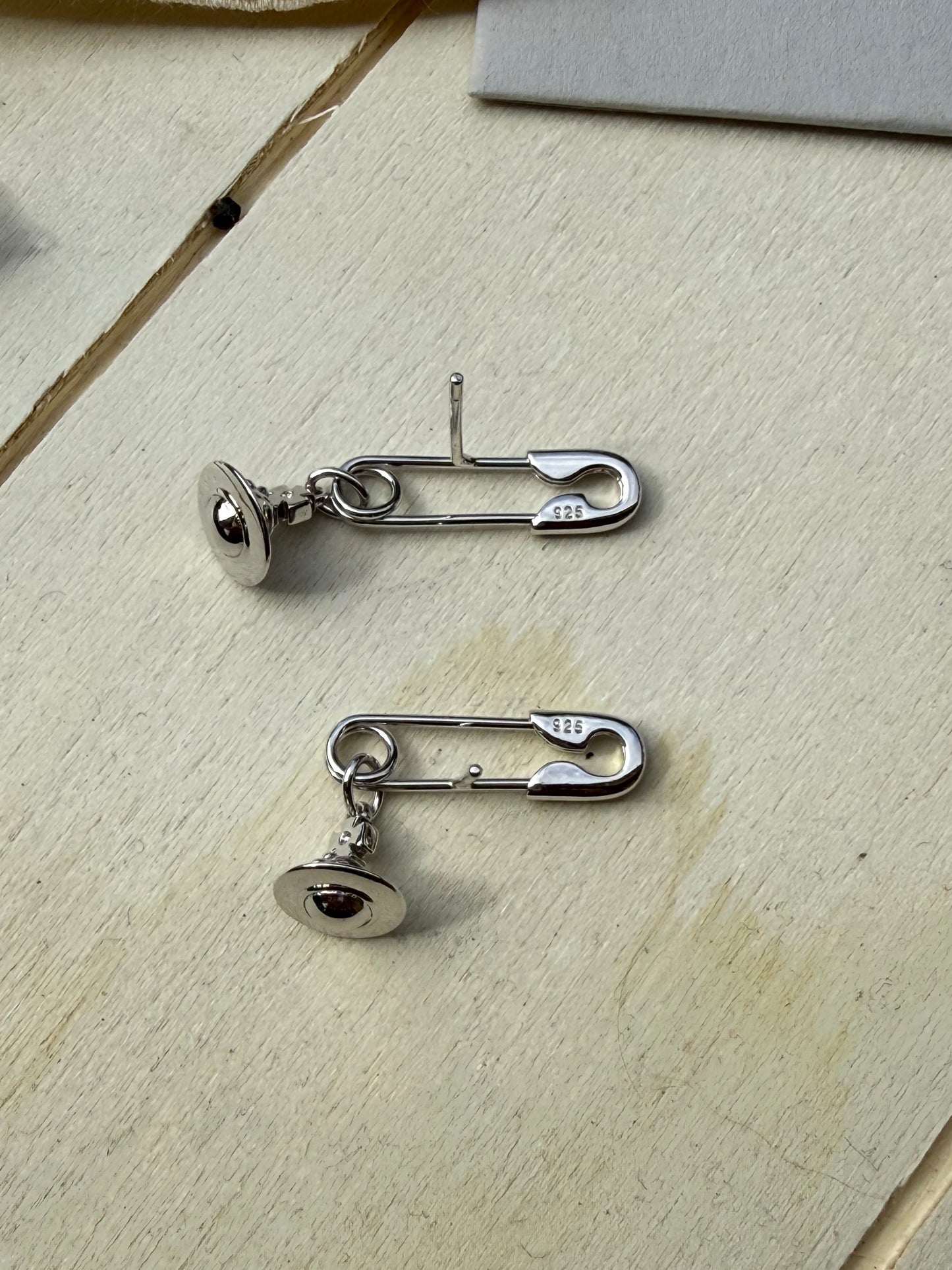 VW Safety Pin 925 Silver Orb Earrings Pre-owned